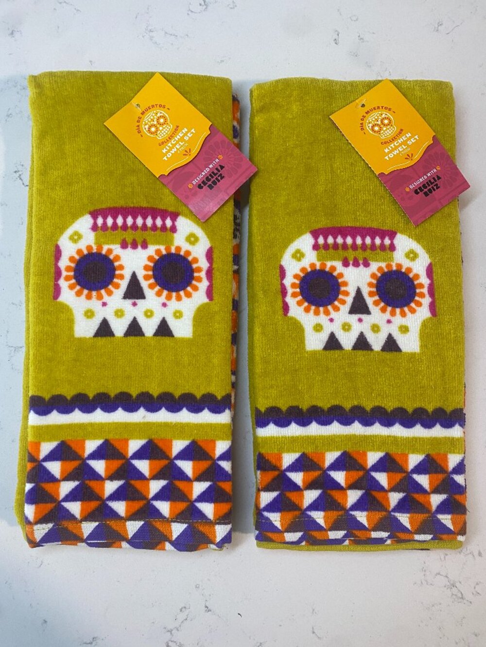 Target Dia de Muertos Cecilia Ruiz Kitchen Towel Set Chartreuse Sugar Skull NWT